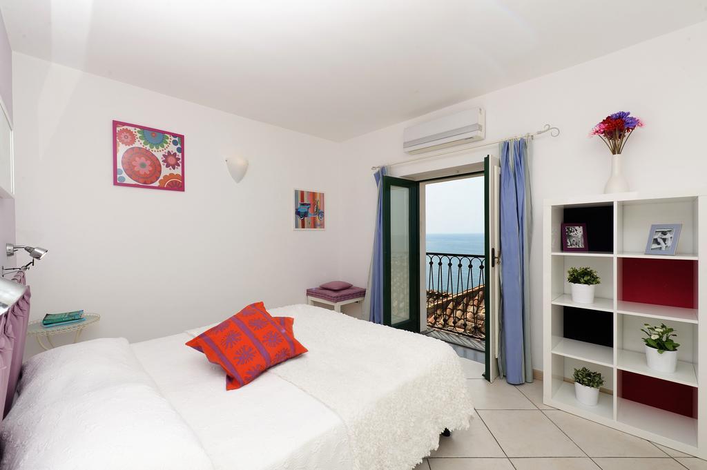 Fruit Flats By Amalfivacation Lägenhet Minori Exteriör bild